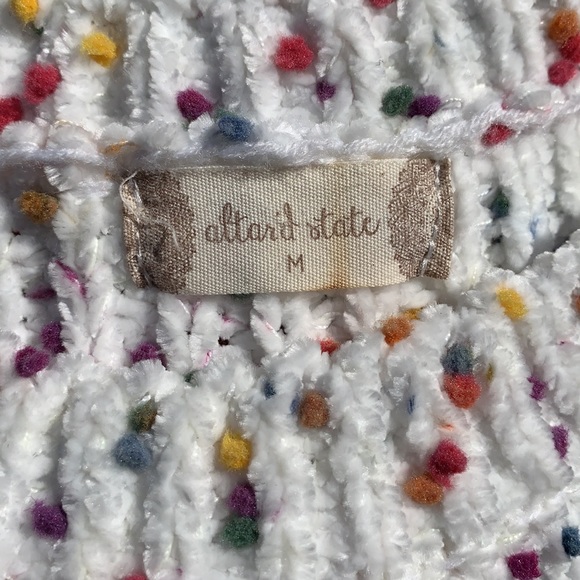 Altar’d State Sweater - Picture 9 of 10